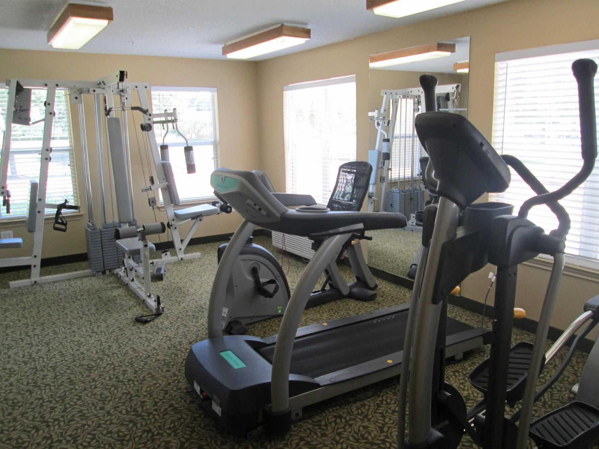 Hawthorn Extended Stay by Wyndham Irving DFW North