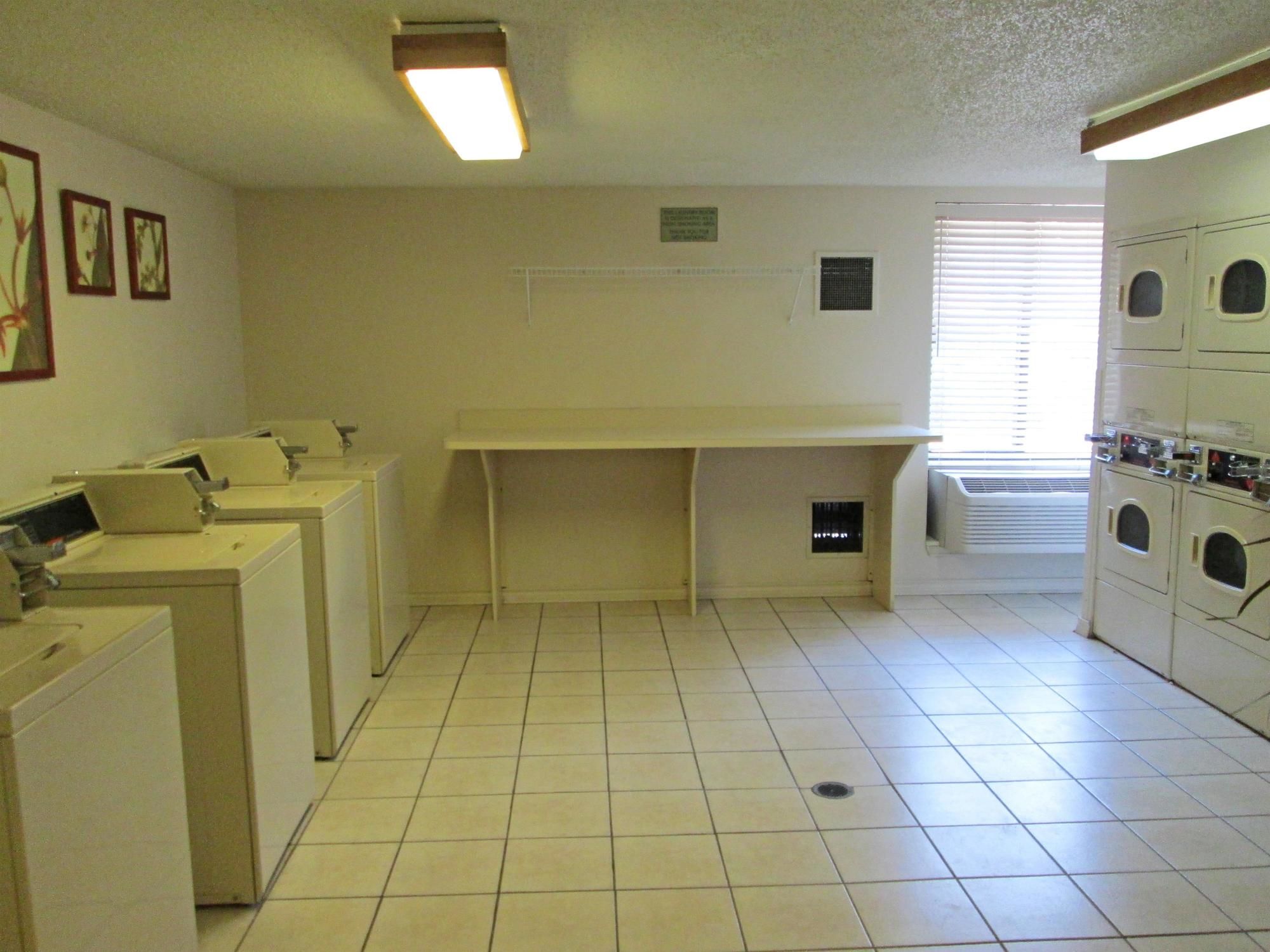 Extended Stay America Select Suites Dallas Las Colinas Meadow Creek Dr.