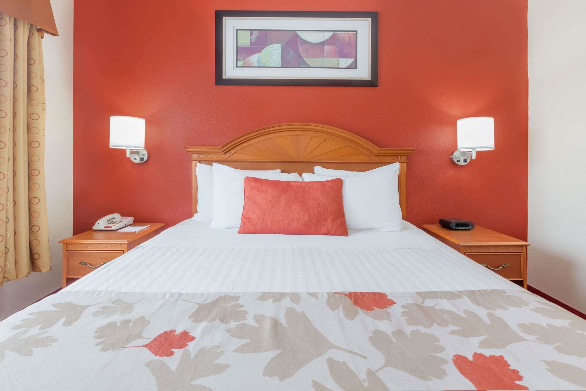 Hawthorn Suites By Wyndham Irving DFW South