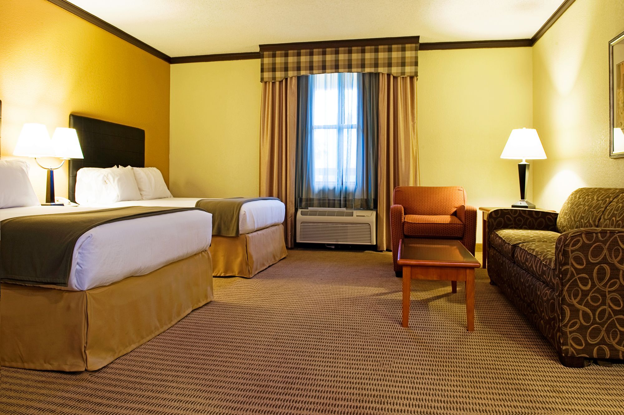 Holiday Inn Express Hotel & Suites DFW North