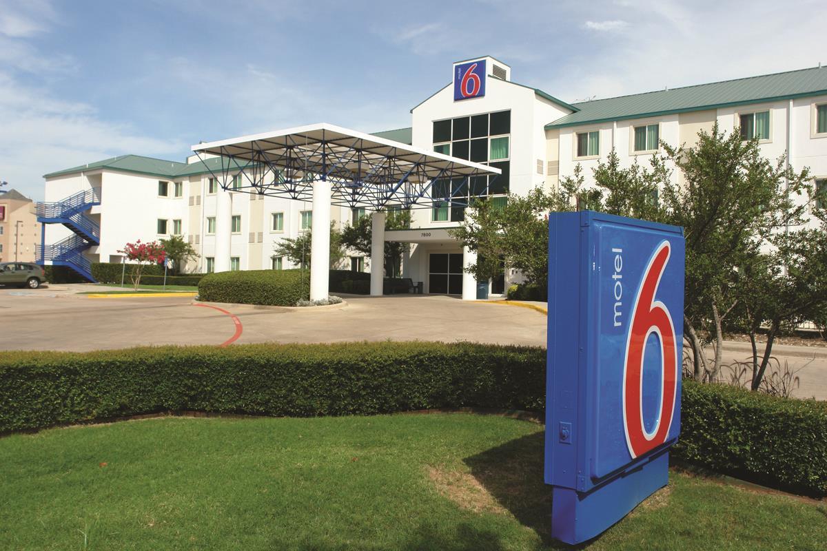 Motel 6 Irving, TX - DFW Airport North