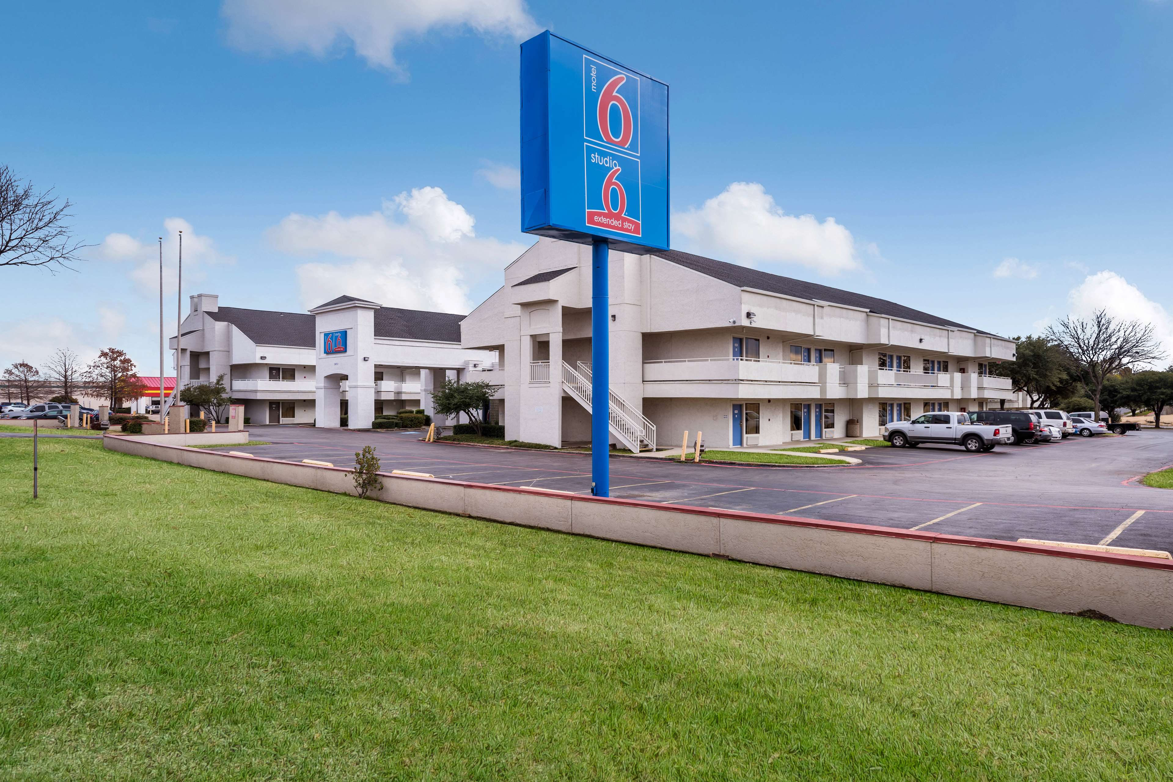 Motel 6 Irving Tx Irving Dfw Airport East