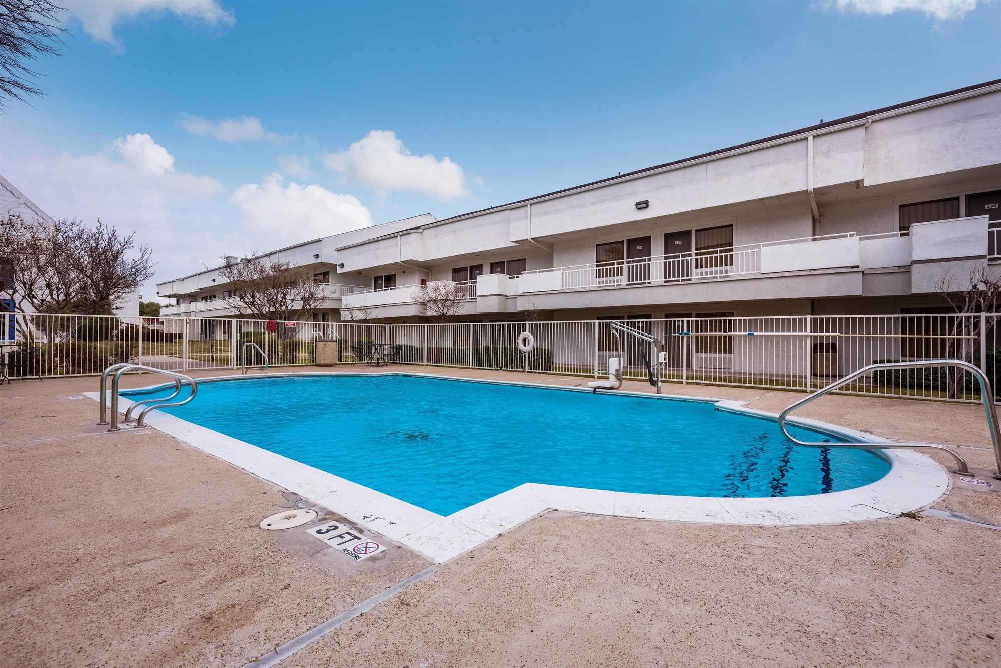 Motel 6 Irving Tx Irving Dfw Airport East