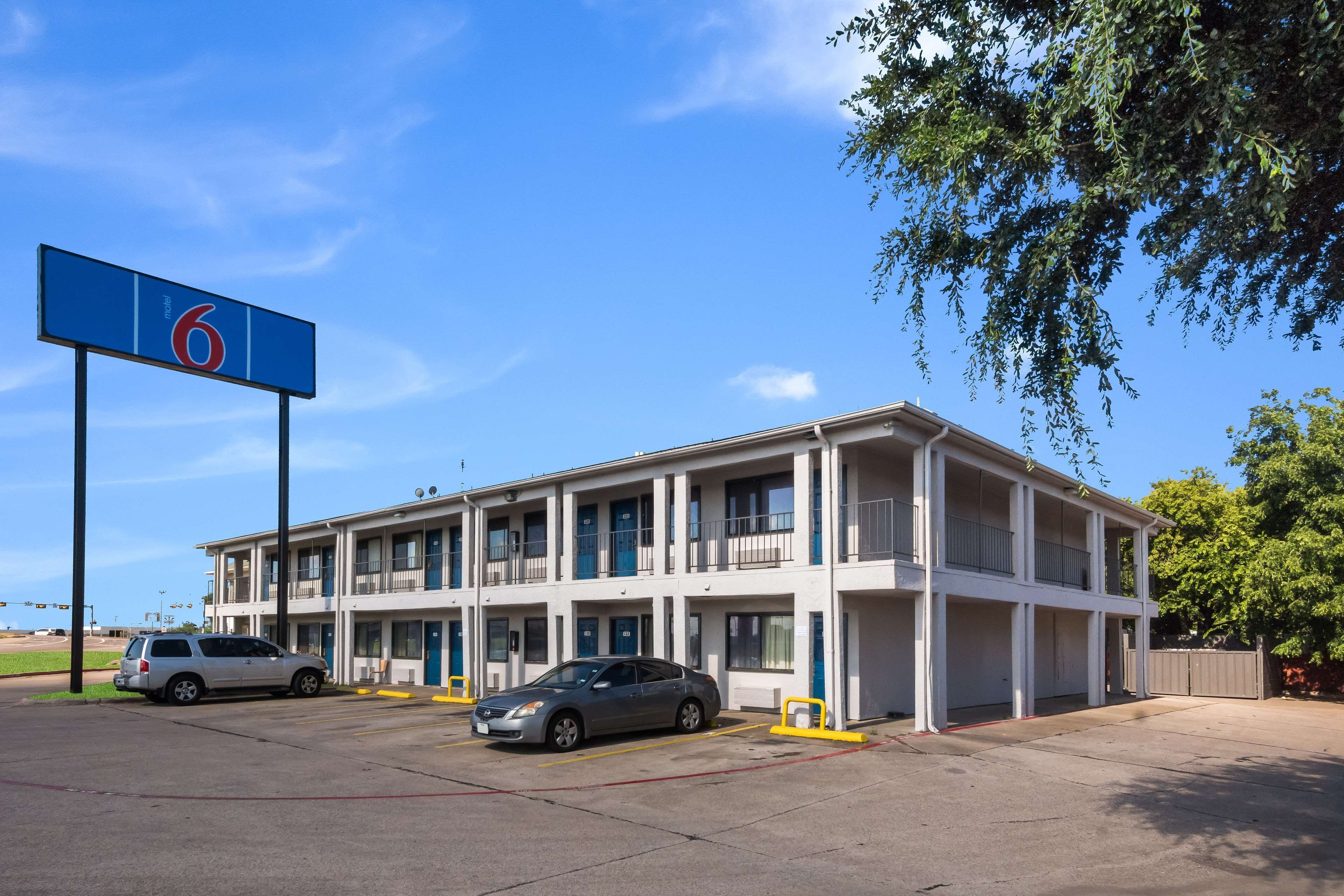 Motel 6 Irving, TX - Loop 12