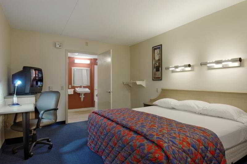 Red Roof Inn Dallas - DFW Airport North