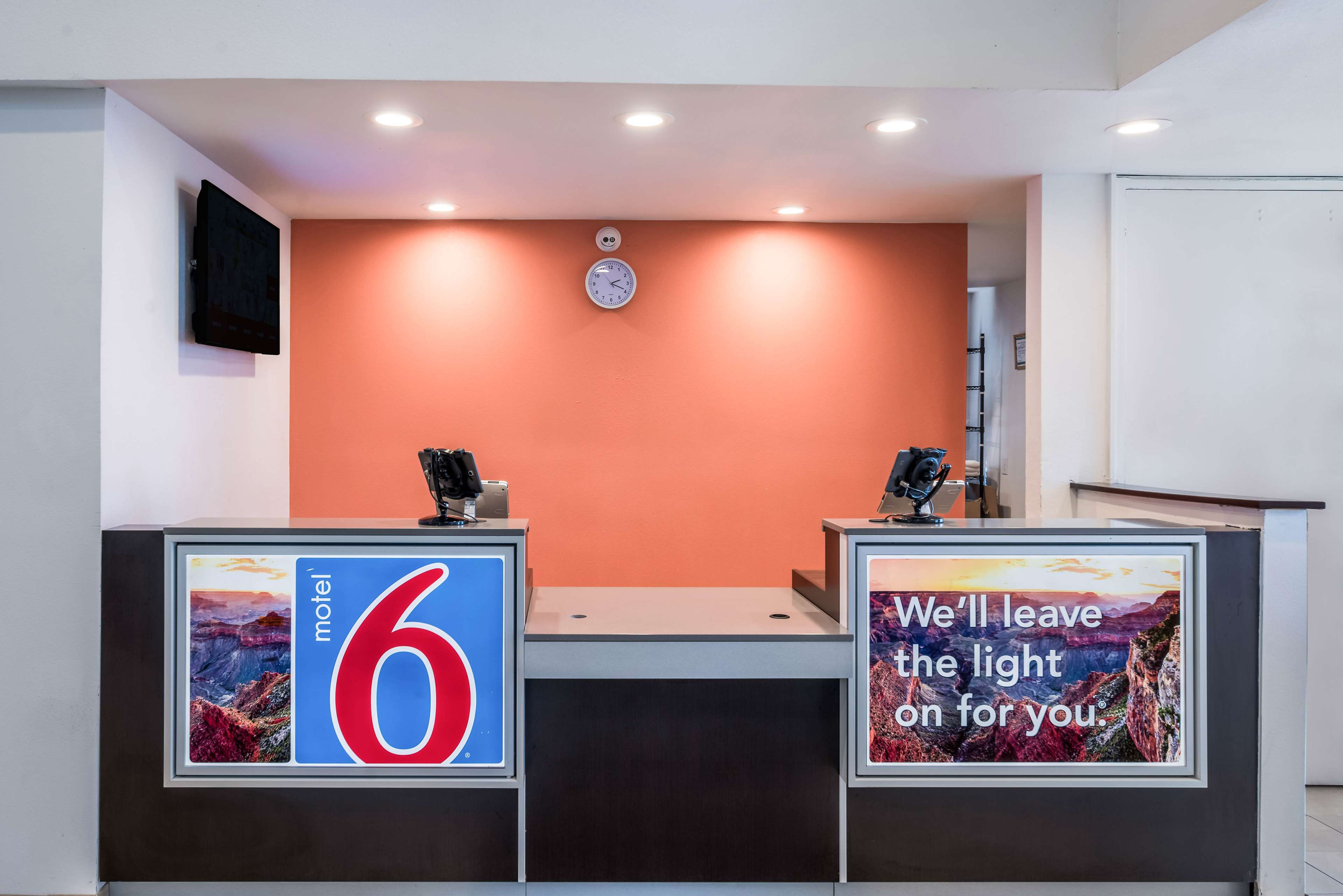 Studio 6 Dallas - Irving DFW Airport East