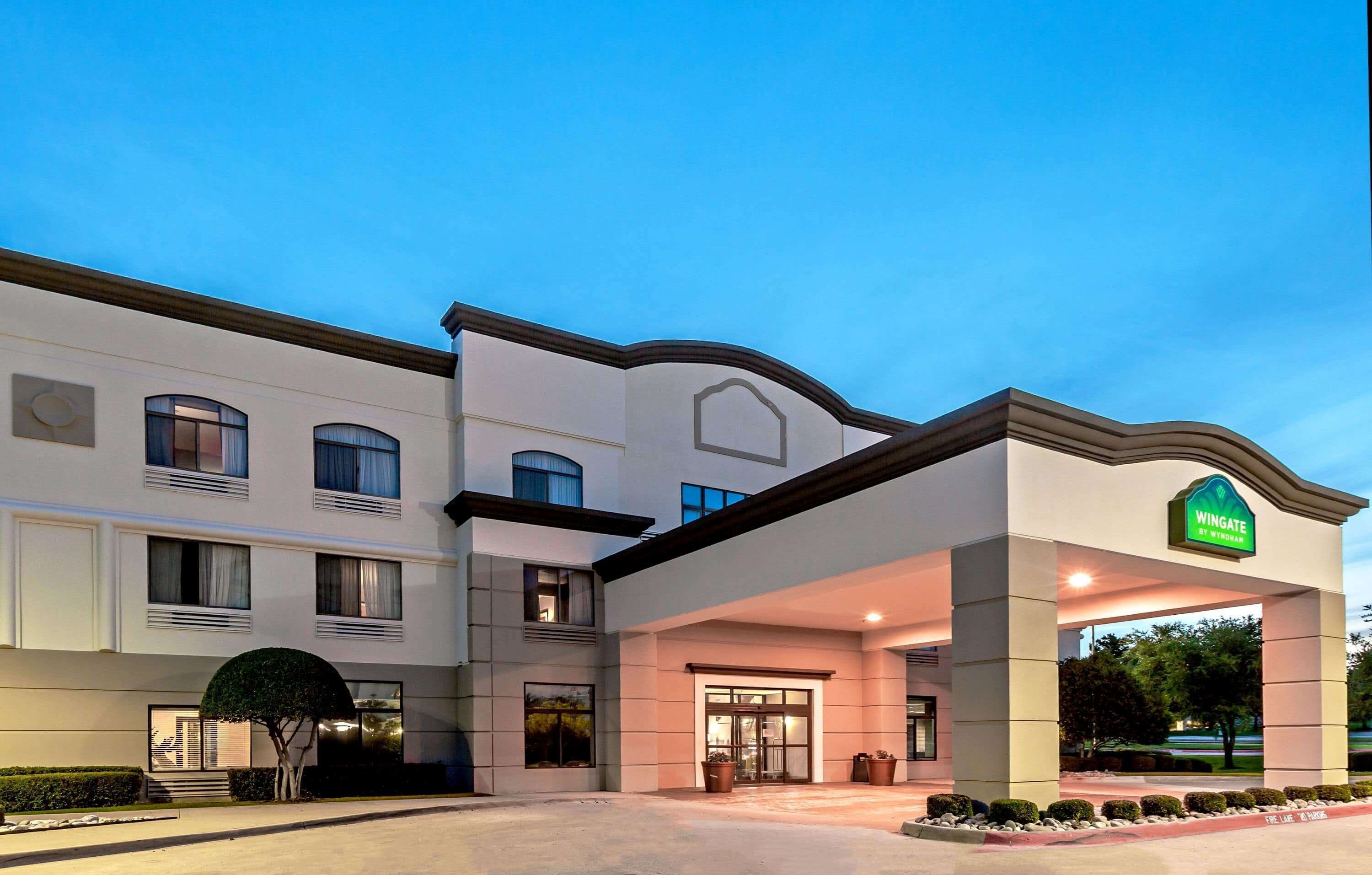 Comfort Inn and Suites Irving