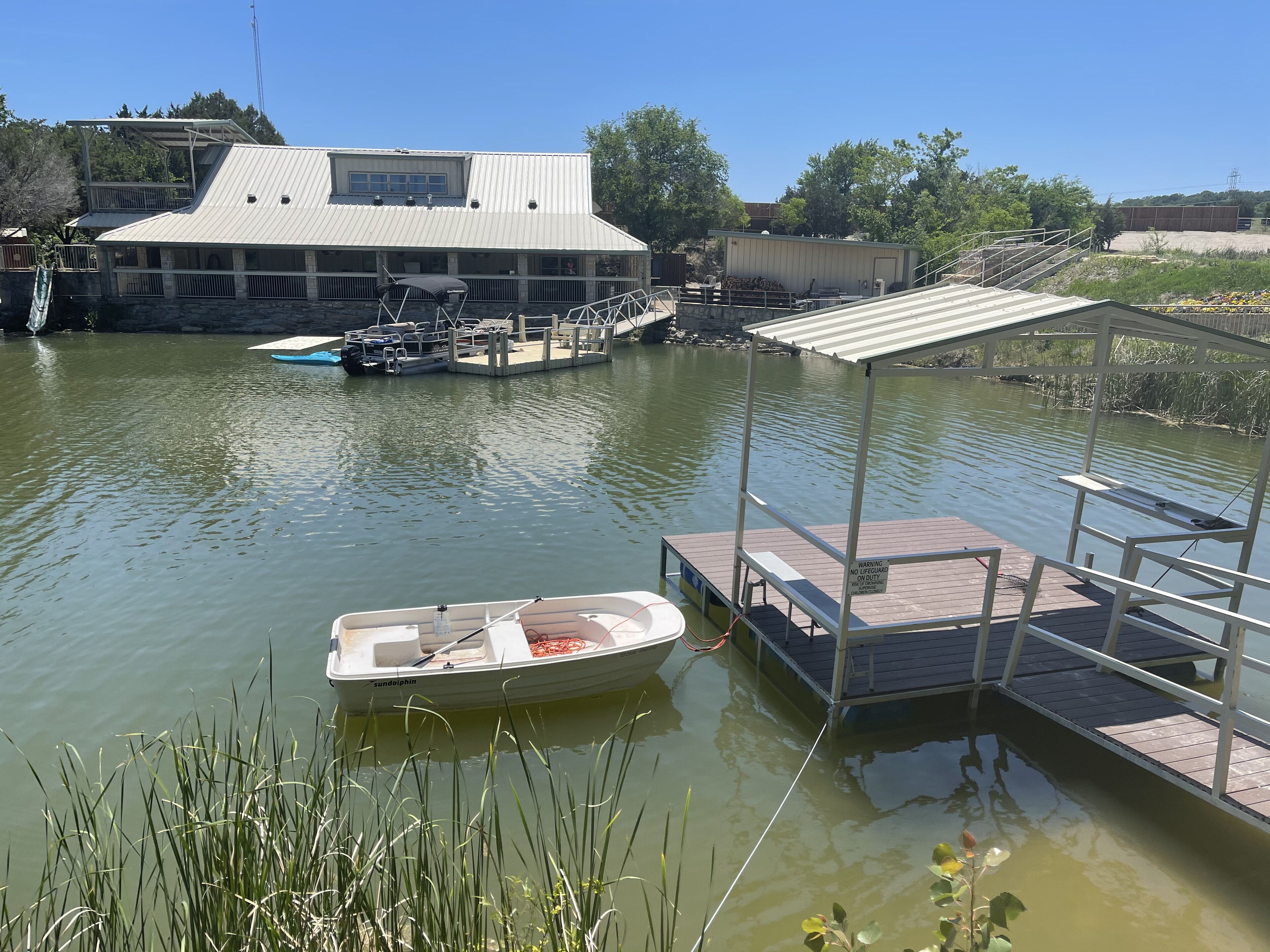 Lake Godstone™