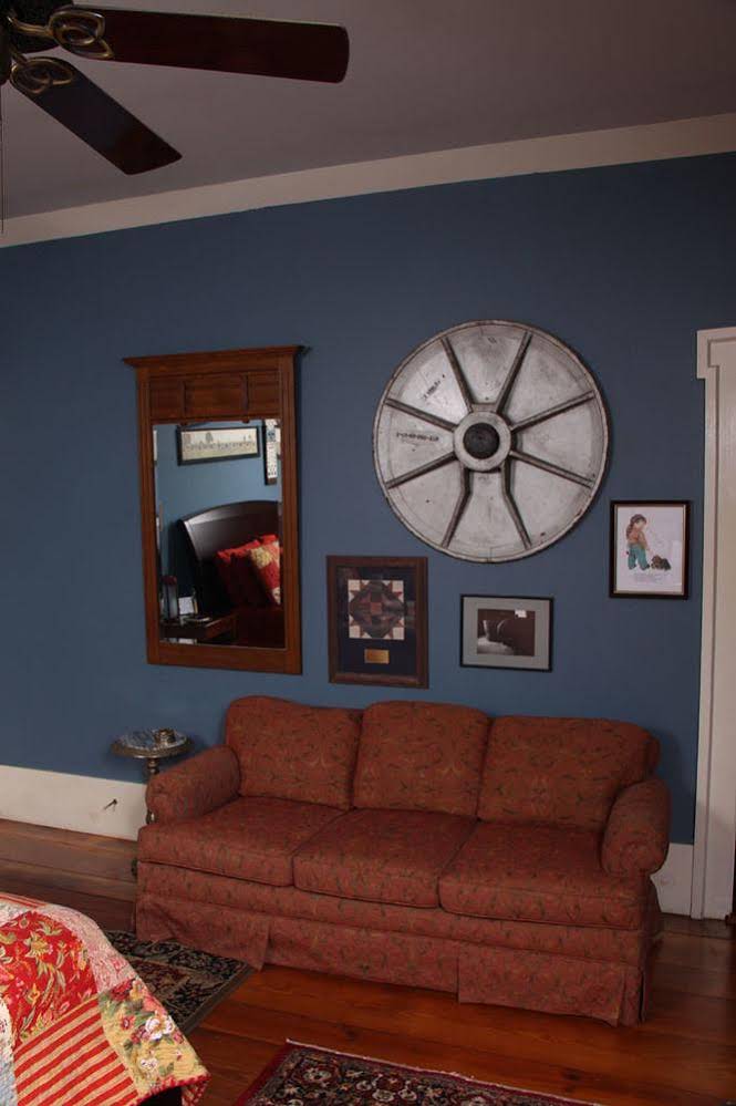 The Steamboat Inn