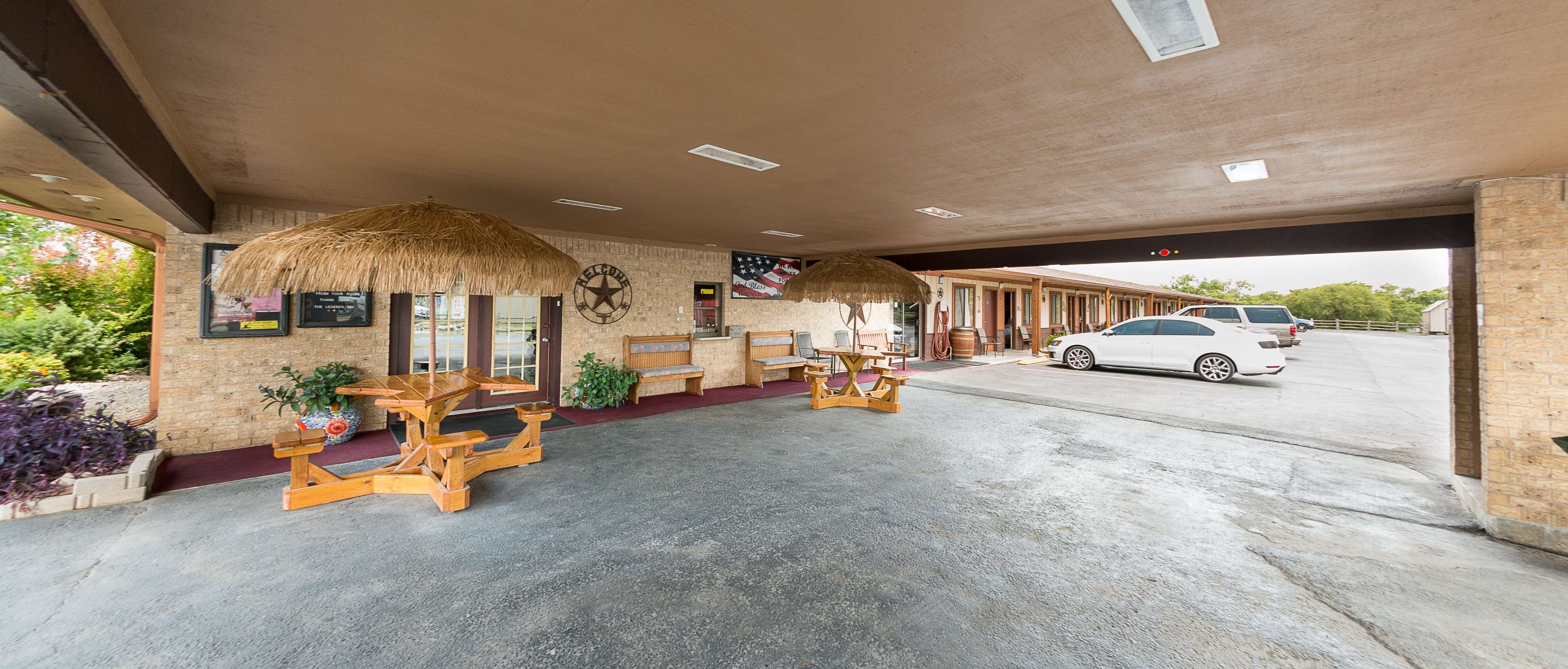 Americas Best Value Inn - The Legends Inn