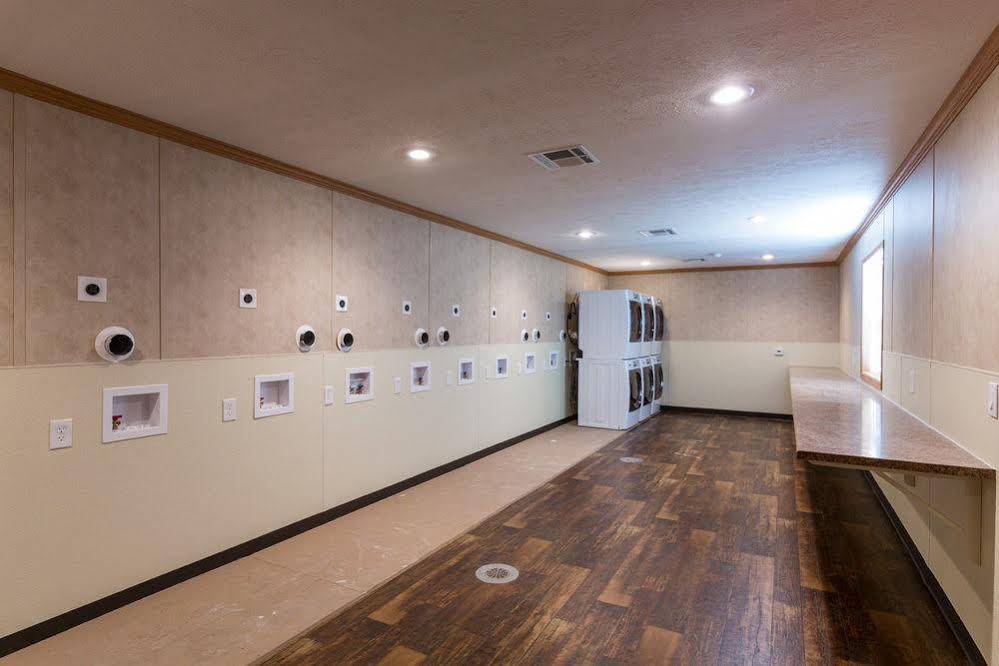 Karnes County Lodge