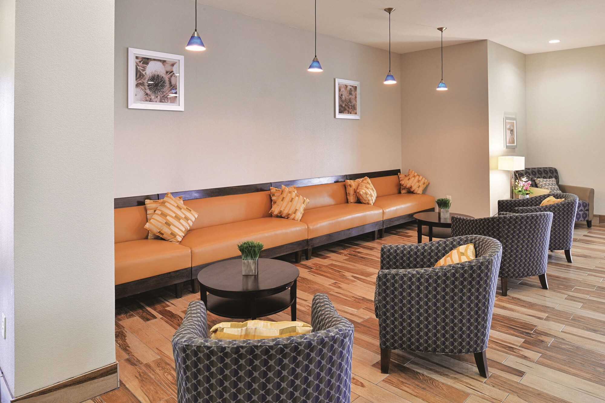 La Quinta Inn & Suites by Wyndham Karnes City - Kenedy