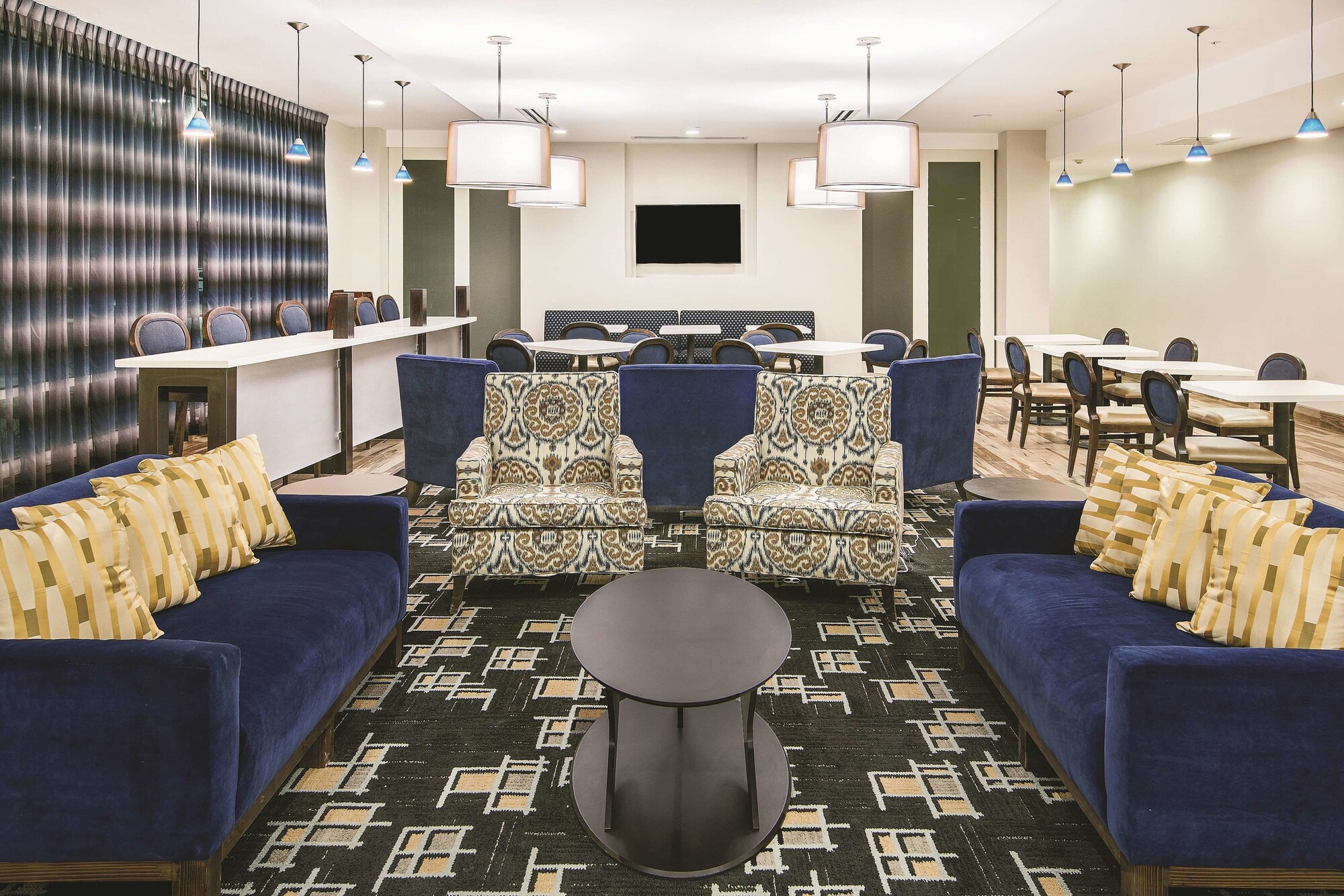 La Quinta Inn & Suites by Wyndham Karnes City - Kenedy
