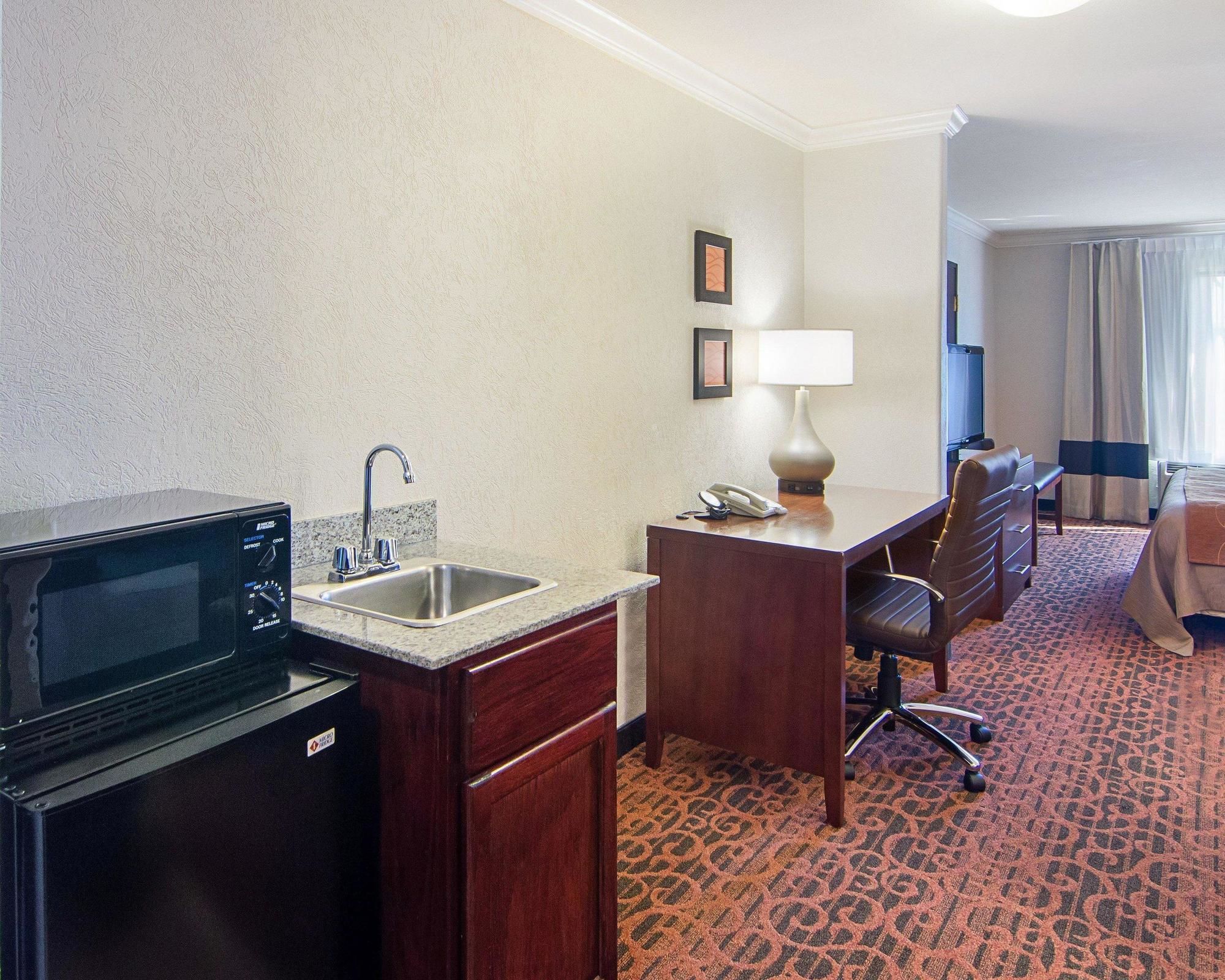 Comfort Inn & Suites Houston West-Katy