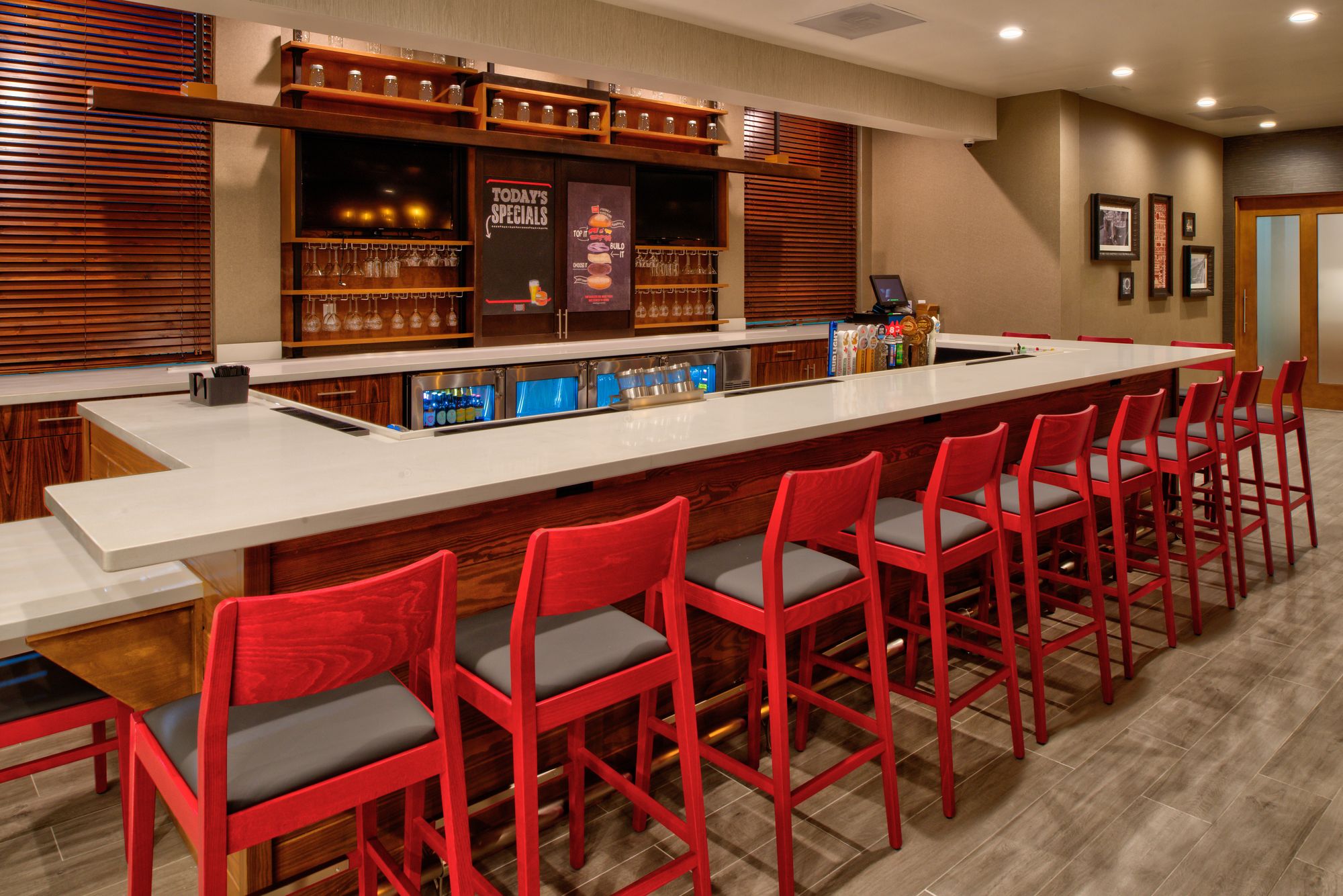 Holiday Inn & Suites Houston West - Katy Mills