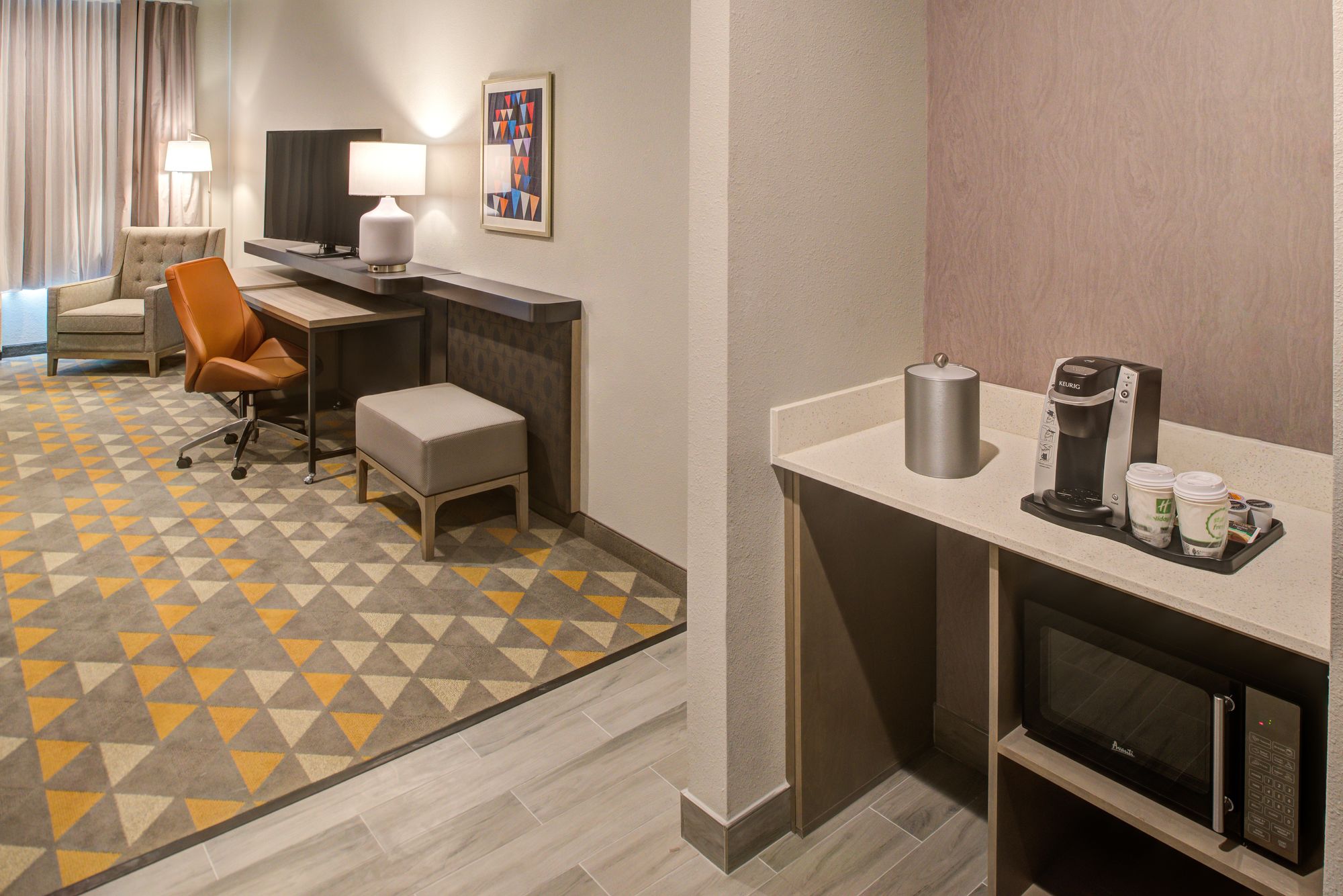 Holiday Inn & Suites Houston West - Katy Mills
