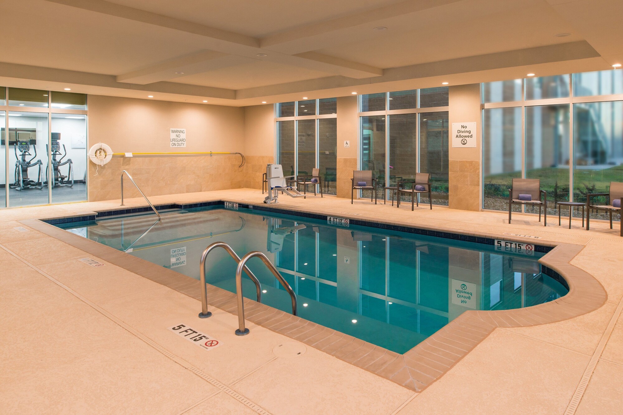 Holiday Inn & Suites Houston West - Katy Mills