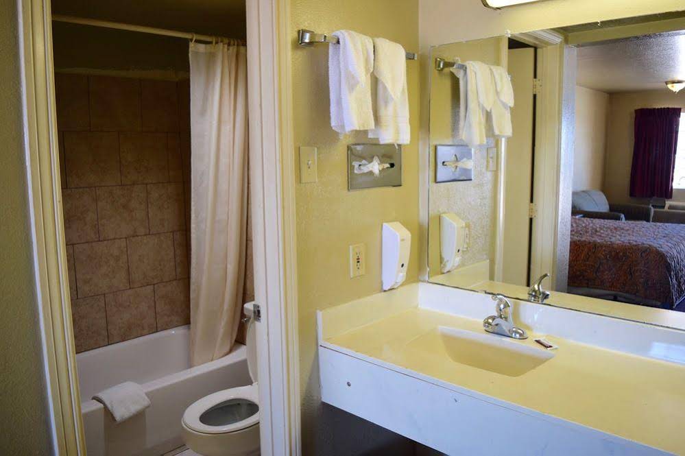 Countryside Inn