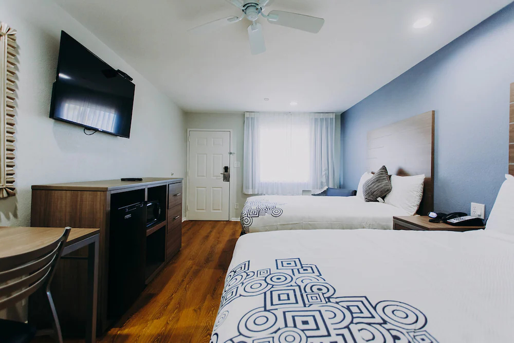 Scottish Inn & Suites - Kemah Boardwalk