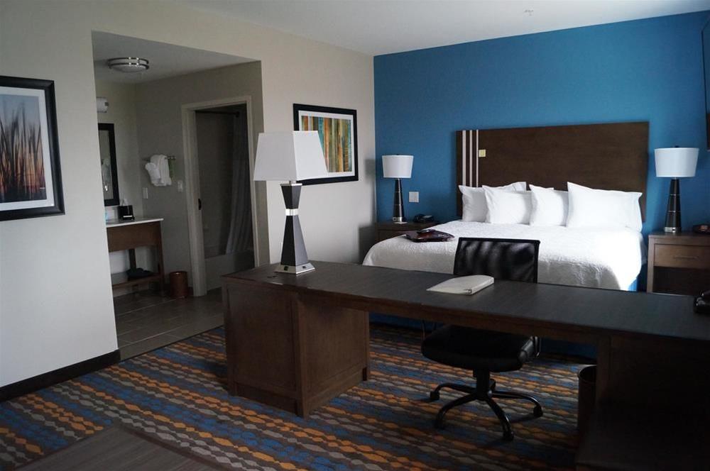Hampton Inn Kenedy