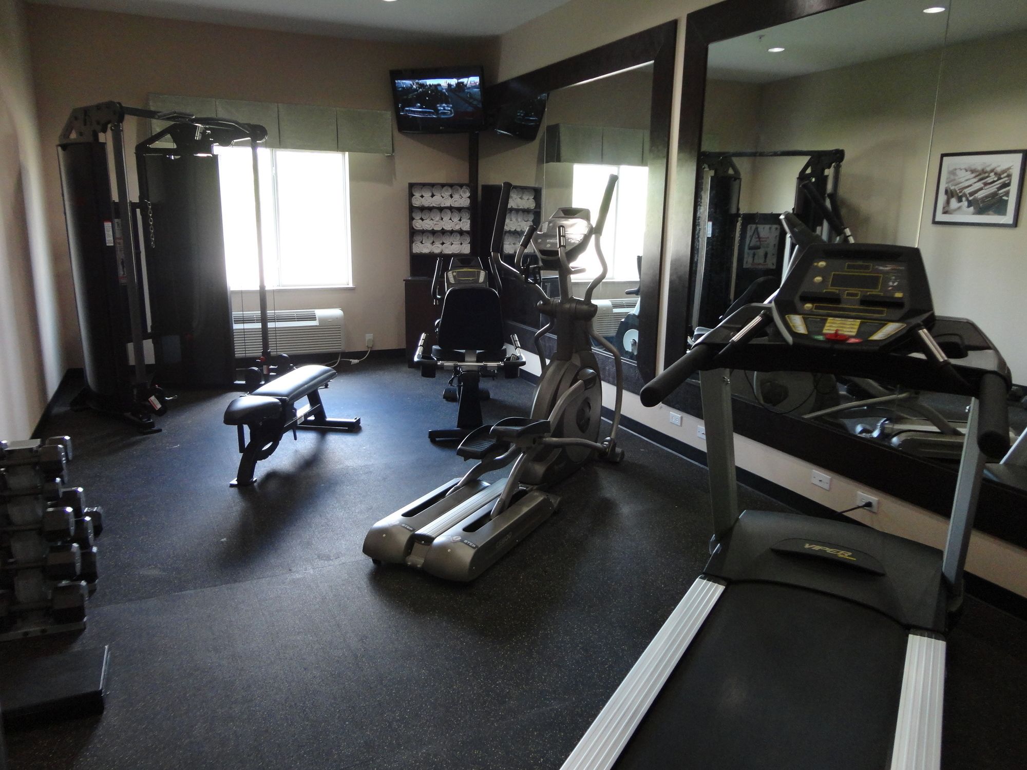 Holiday Inn Express Kenedy