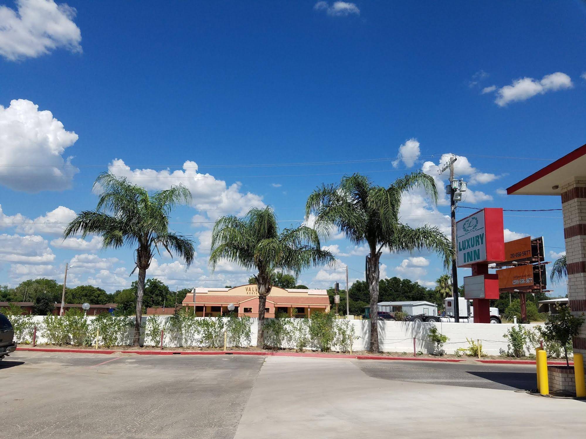 Luxury Inn & RV Park