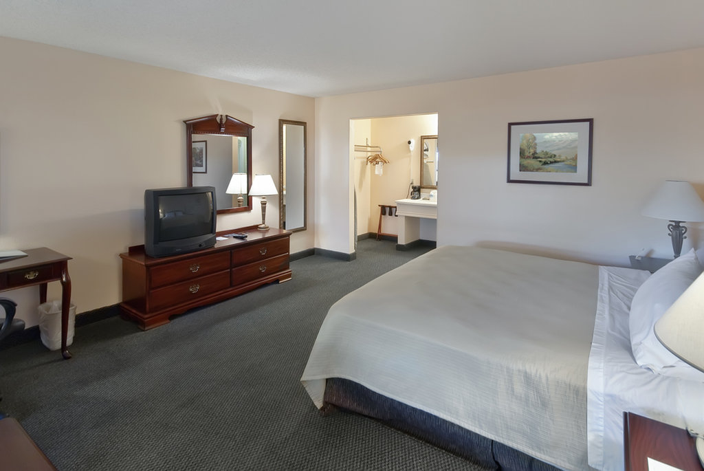 Best Western Sunday House Inn