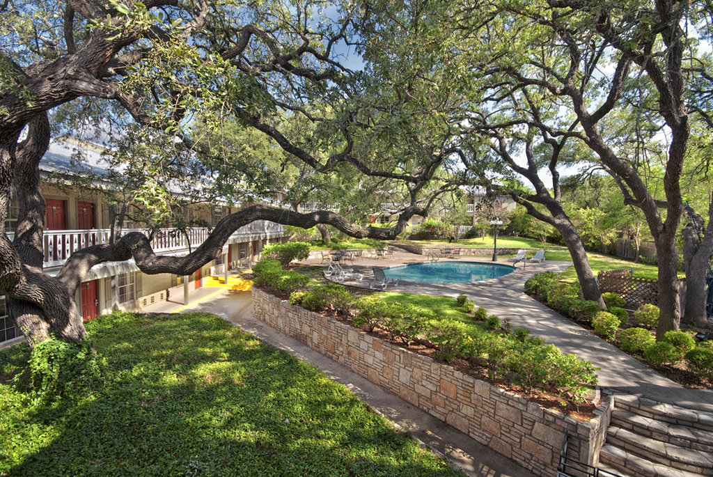 Best Western Sunday House Inn