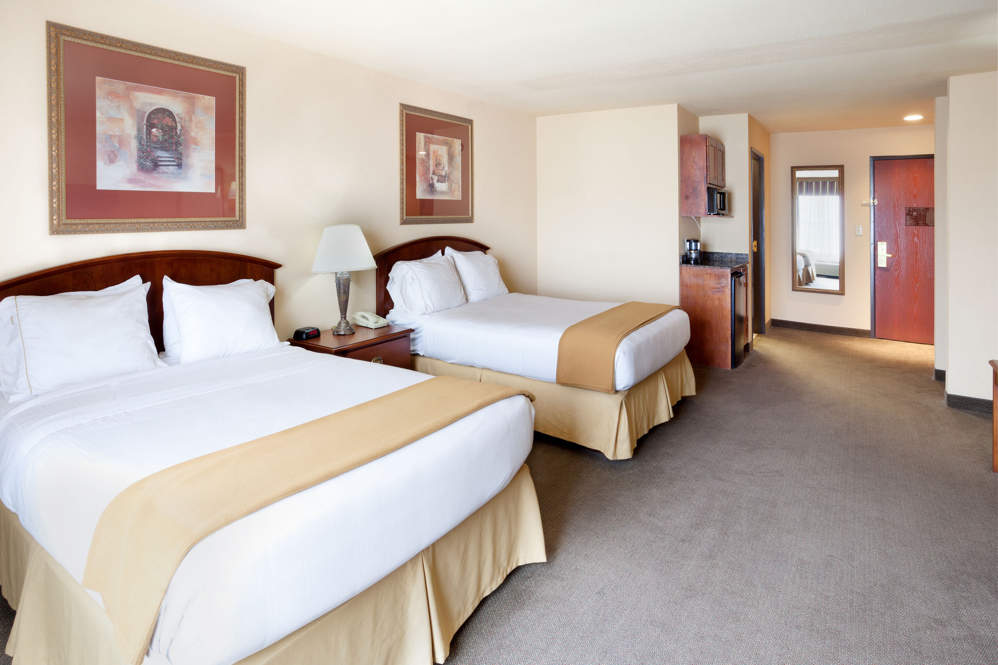 Holiday Inn Express Hotel & Suites Kerrville