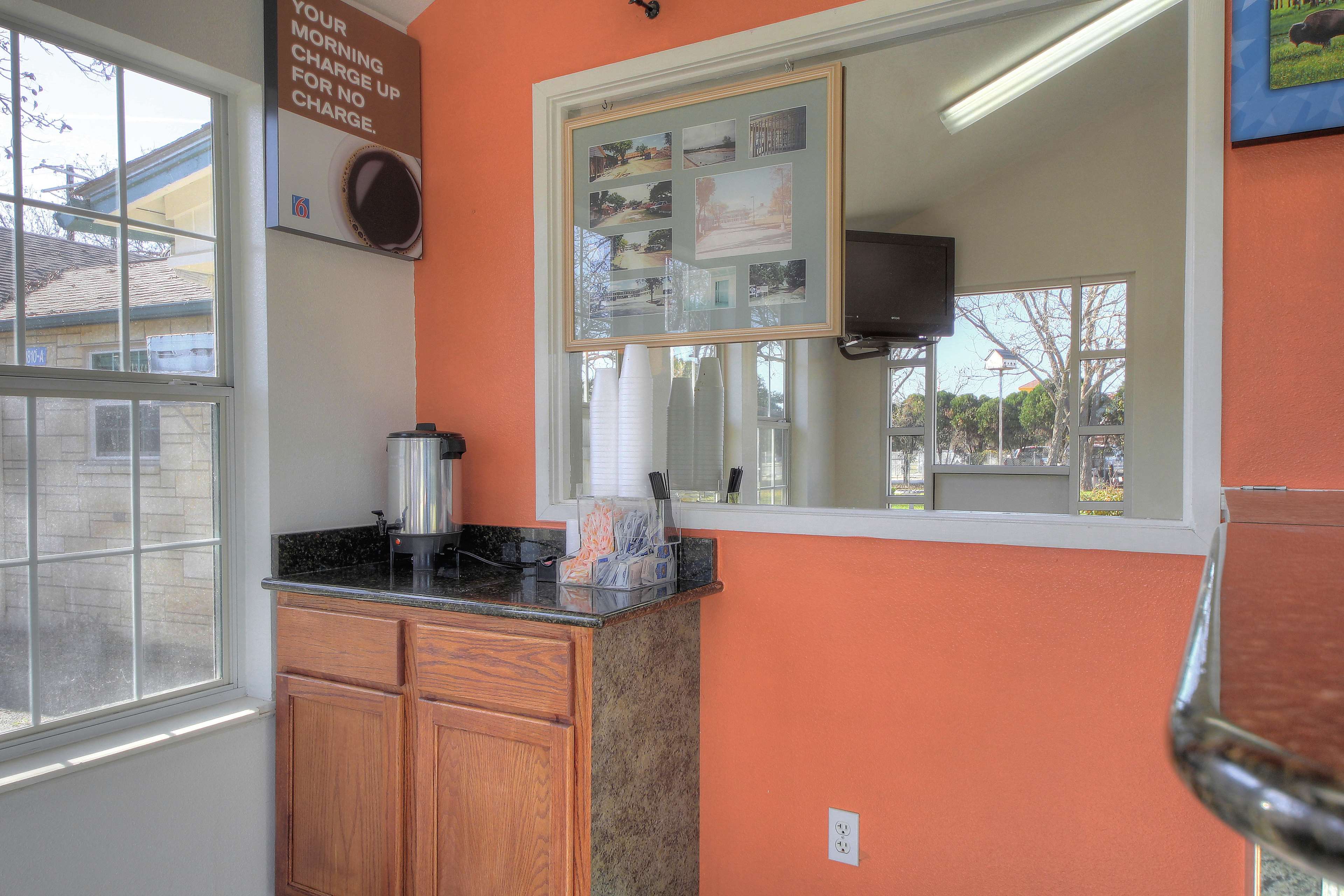 Motel 6 Kerrville