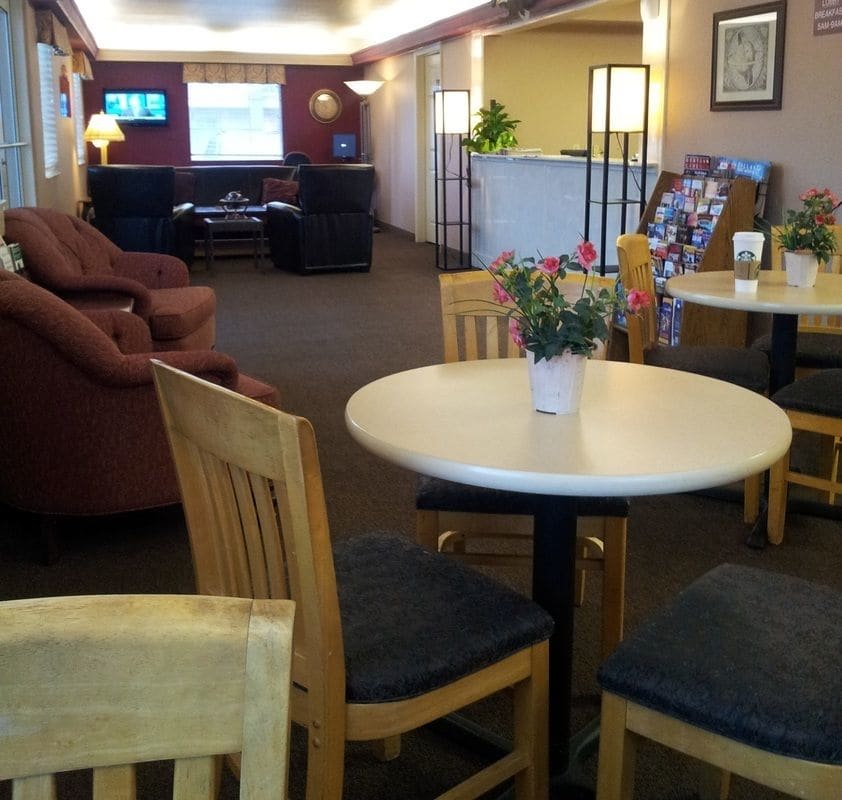 Stratus Suites