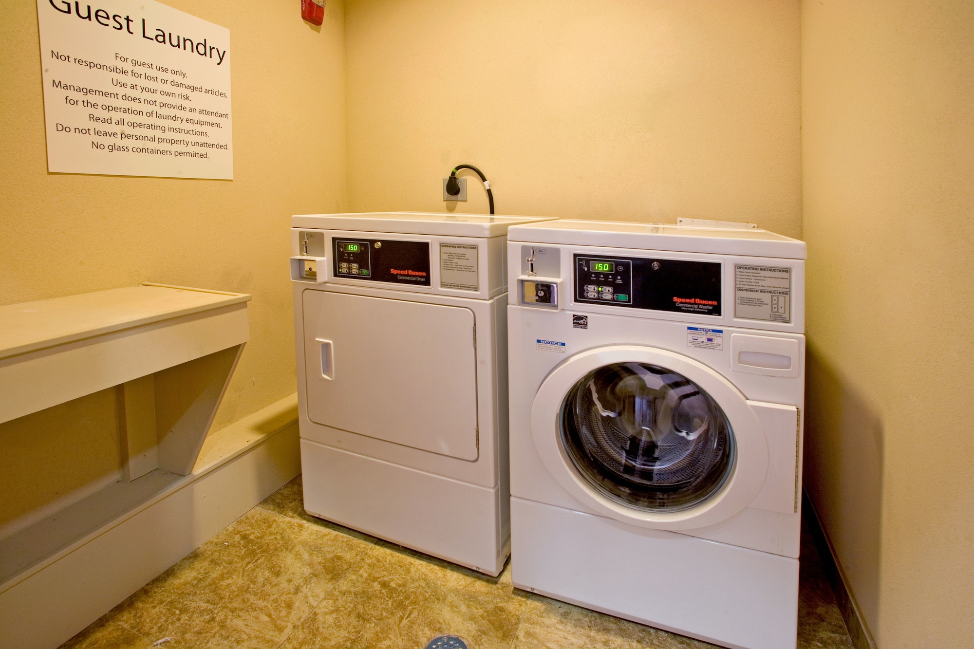 Holiday Inn Express & Suites Kingsville