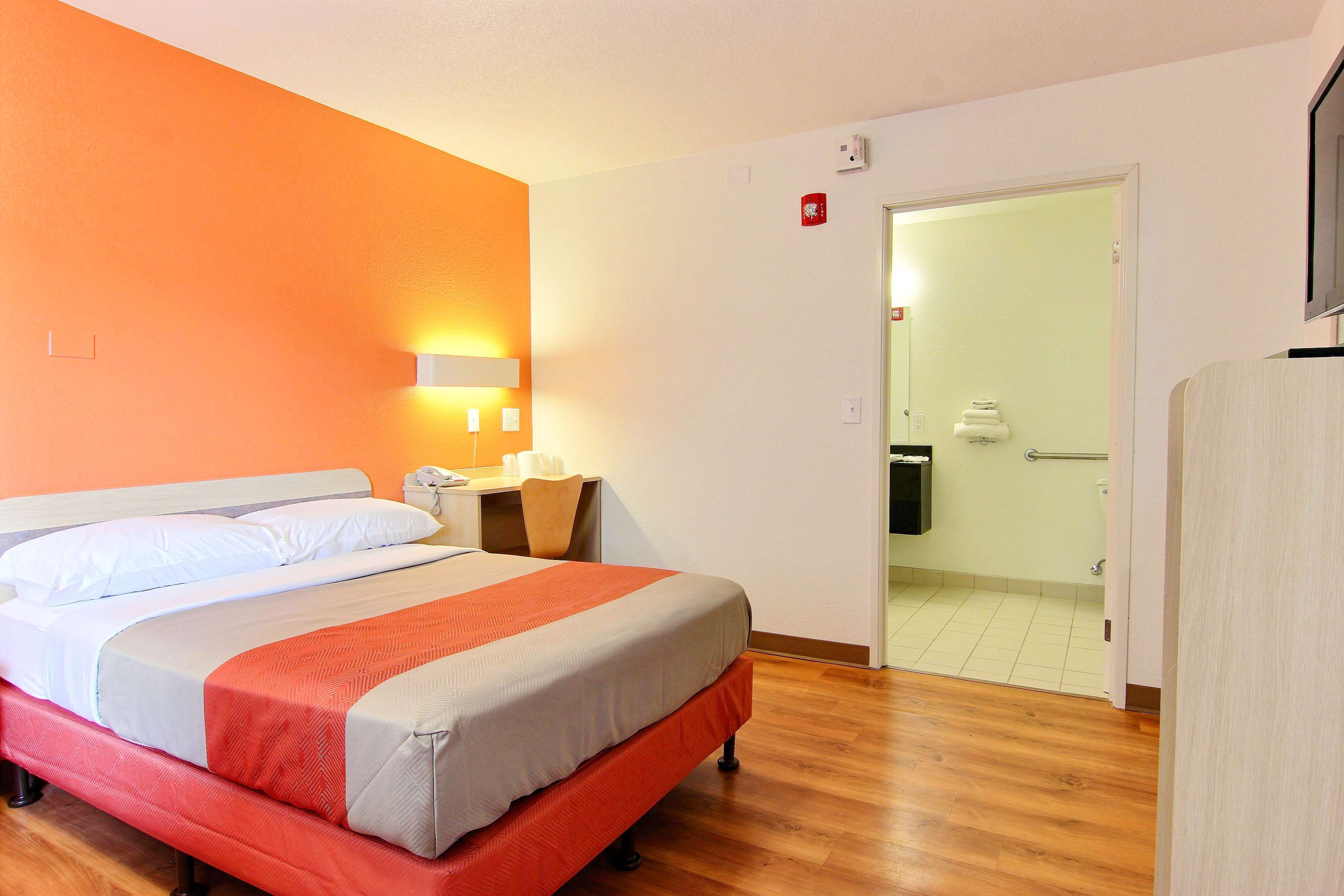 Motel 6 Kingsville