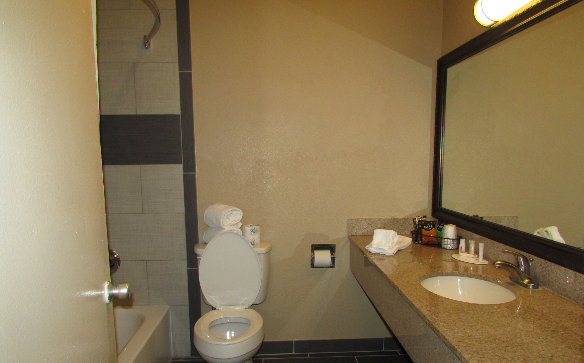 Super 8 by Wyndham Kingsville