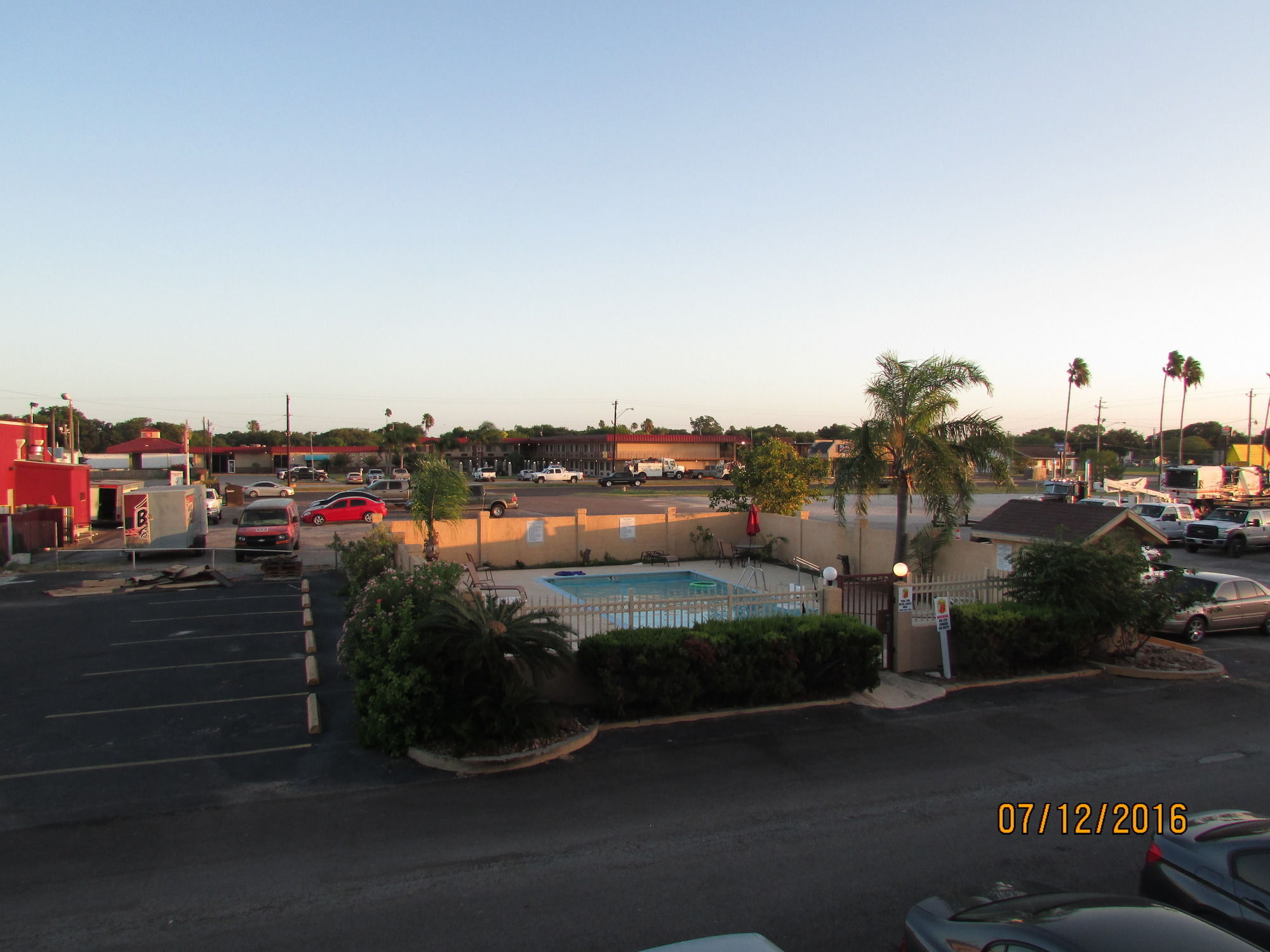 Super 8 by Wyndham Kingsville