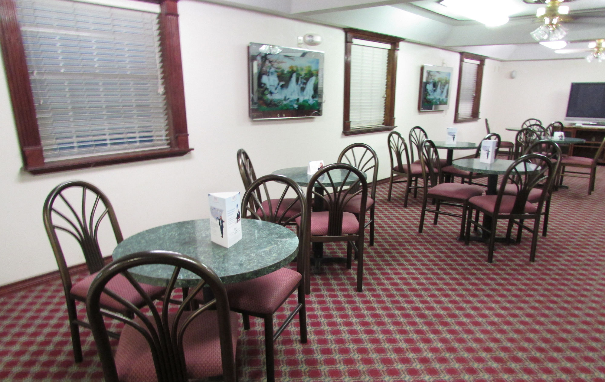 Super 8 by Wyndham Kingsville