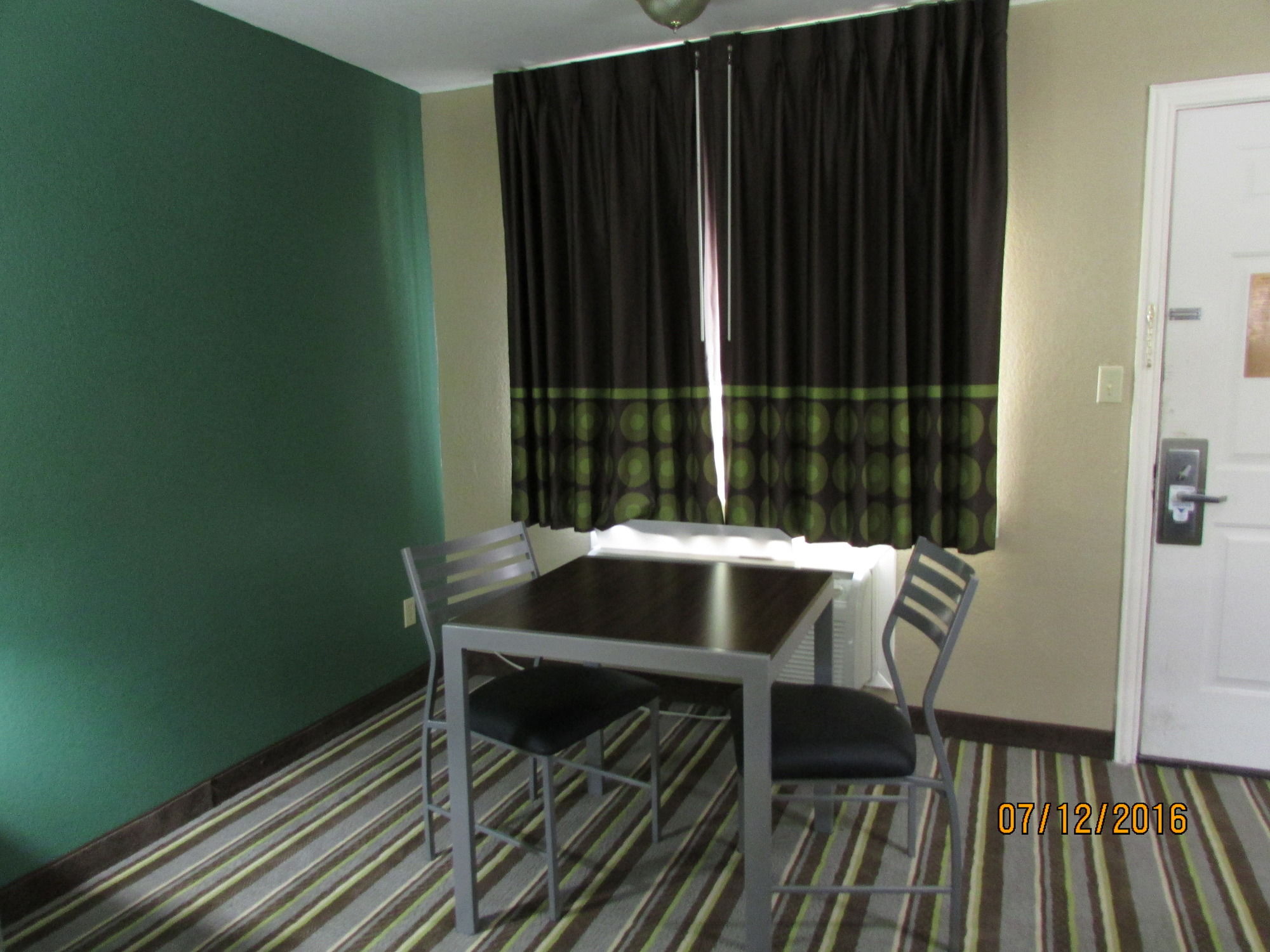 Super 8 by Wyndham Kingsville