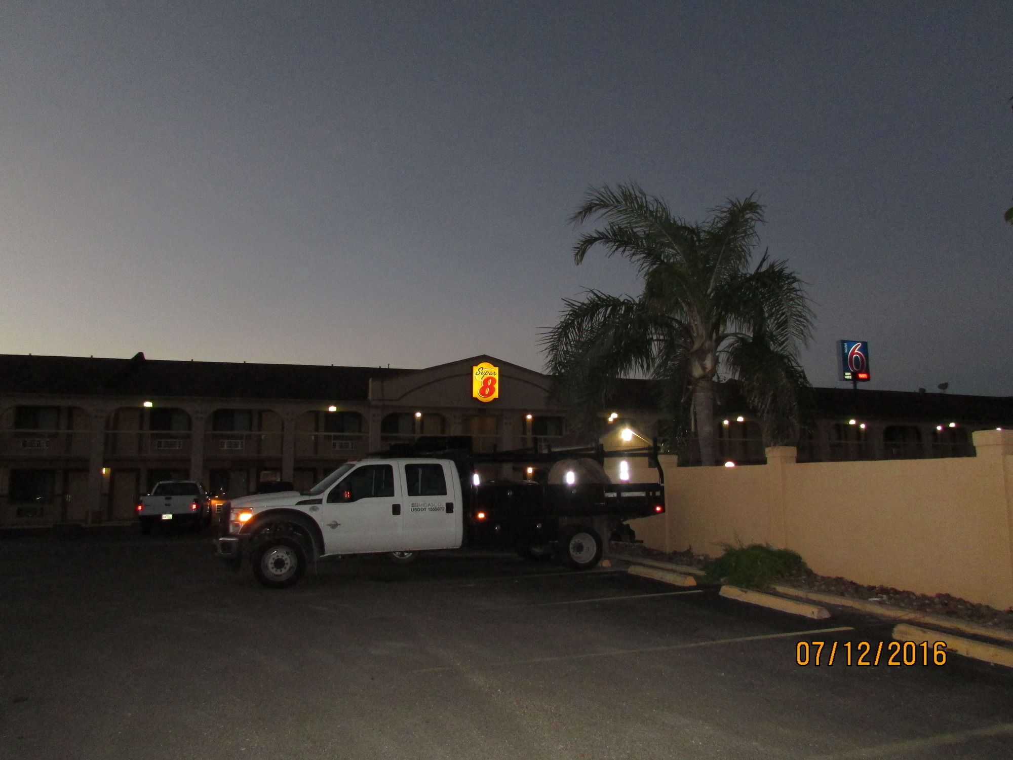 Super 8 by Wyndham Kingsville