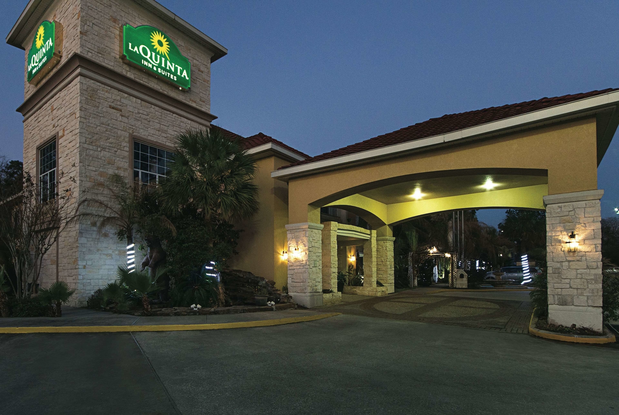 La Quinta Inn & Suites by Wyndham Kingwood Houston IAH Airpt