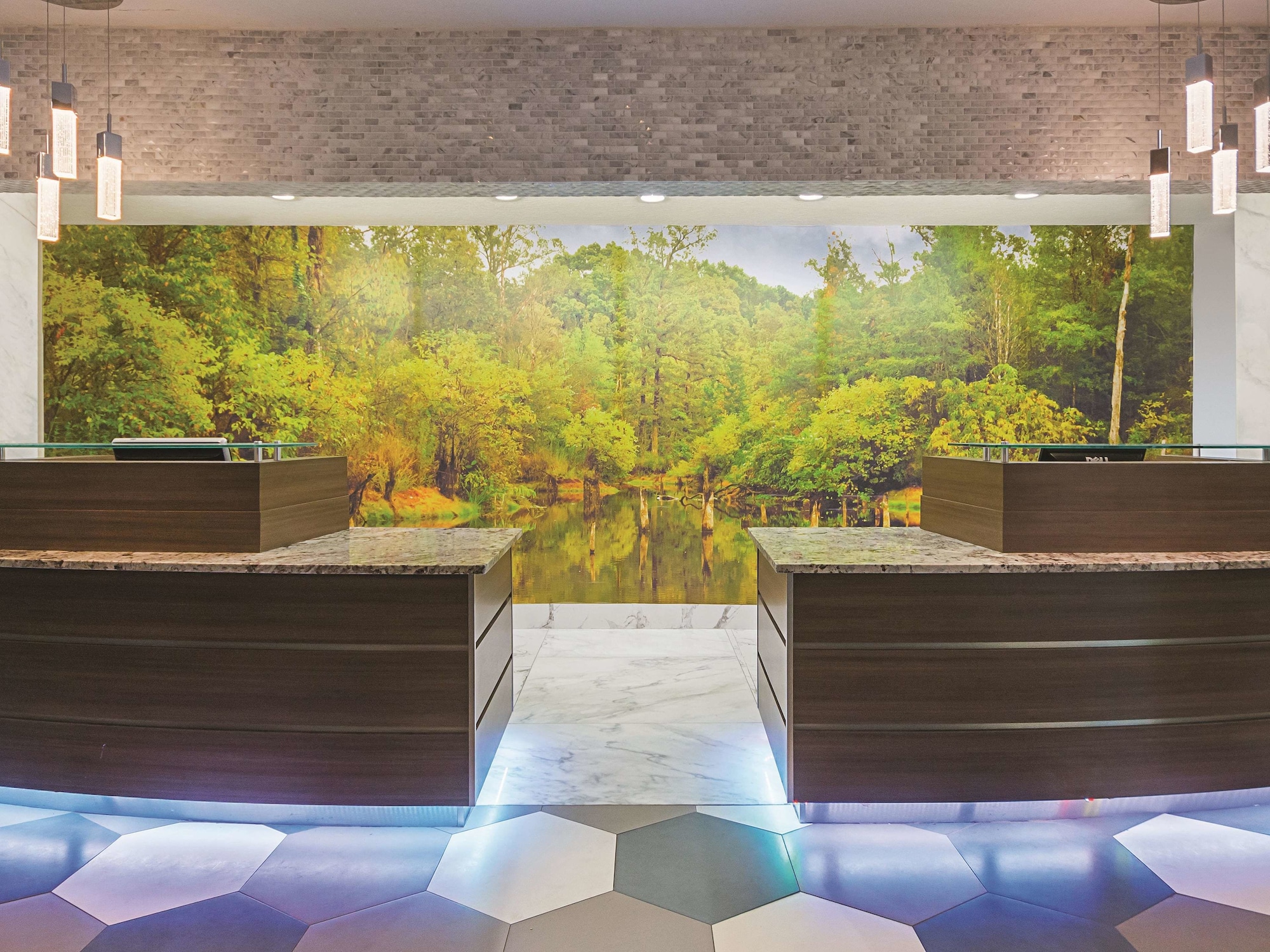 La Quinta Inn & Suites by Wyndham Kingwood Houston IAH Airpt