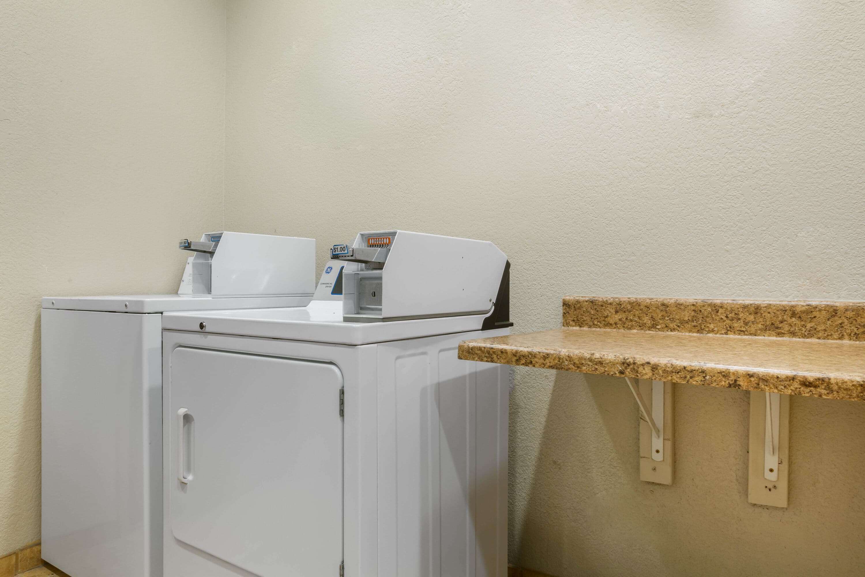 La Quinta Inn & Suites by Wyndham Kyle - Austin South