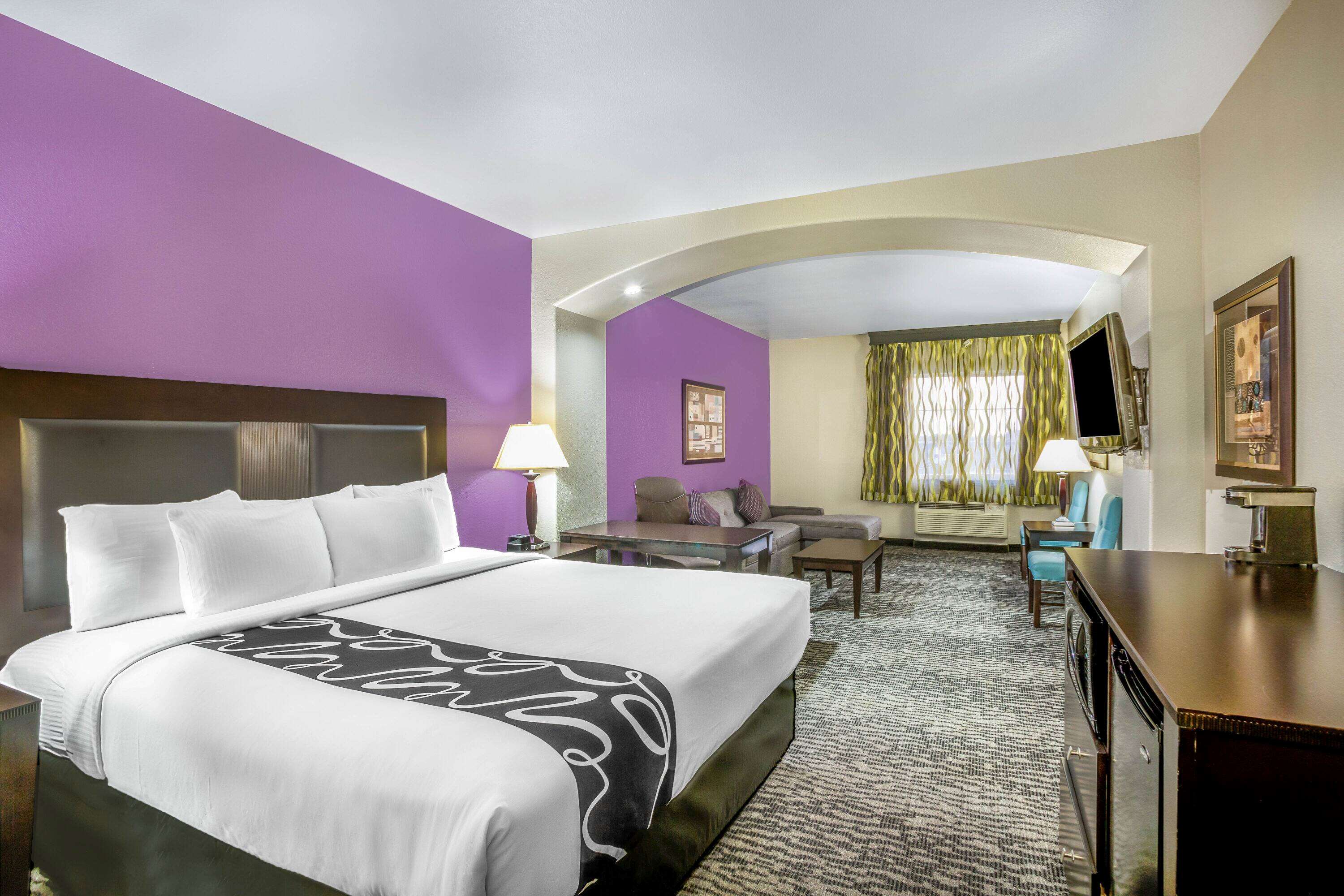 La Quinta Inn & Suites by Wyndham Kyle - Austin South