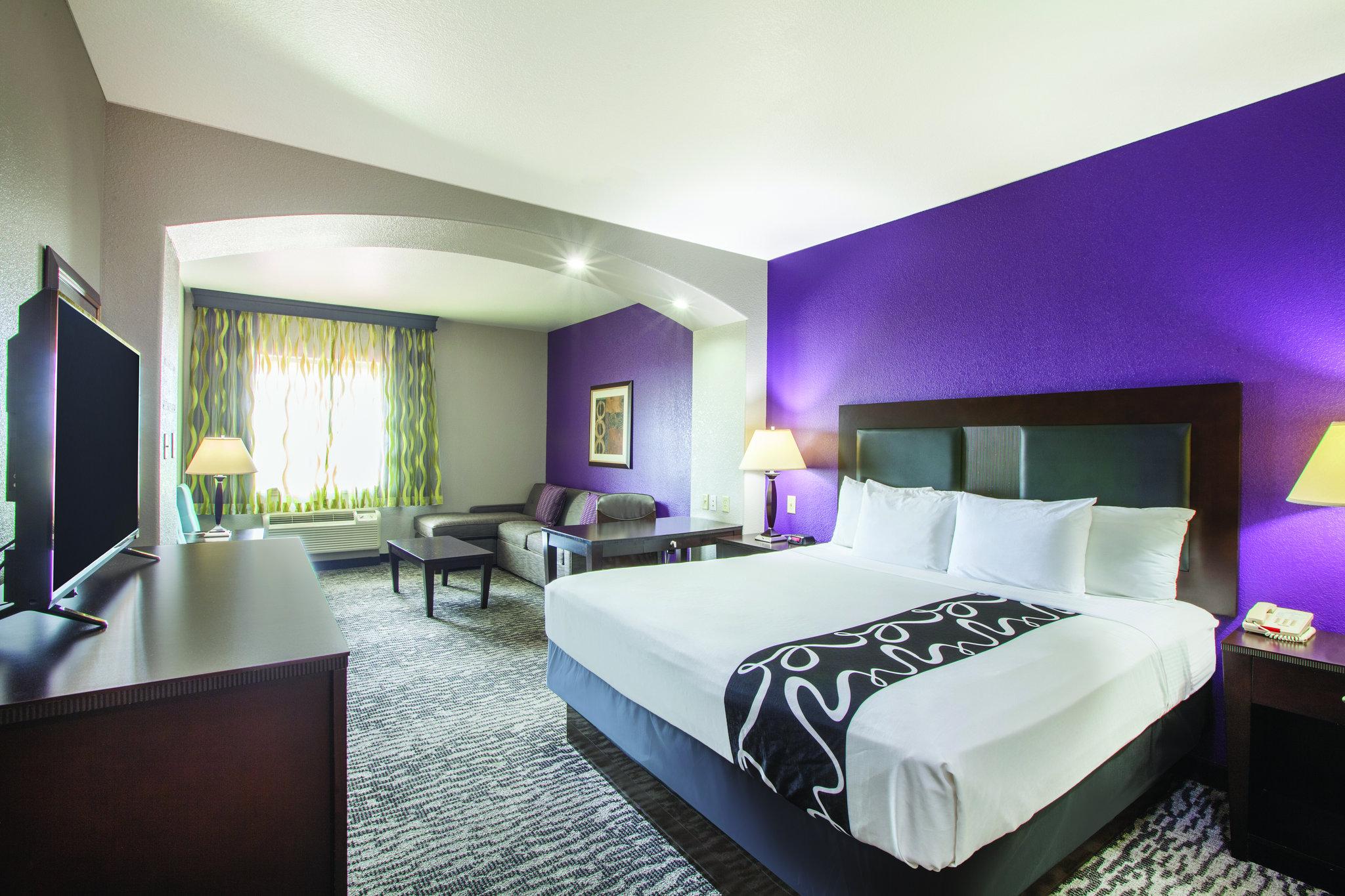 La Quinta Inn & Suites by Wyndham Kyle - Austin South