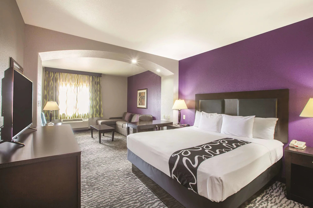 La Quinta Inn & Suites by Wyndham Kyle - Austin South