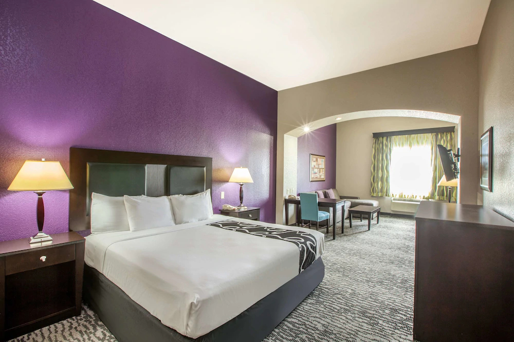 La Quinta Inn & Suites by Wyndham Kyle - Austin South