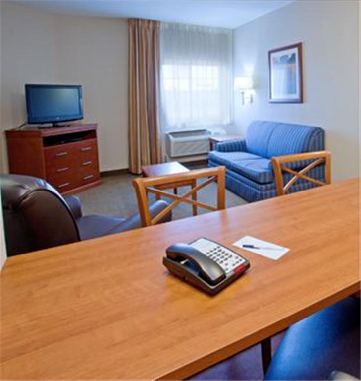 Candlewood Suites Lake Jackson