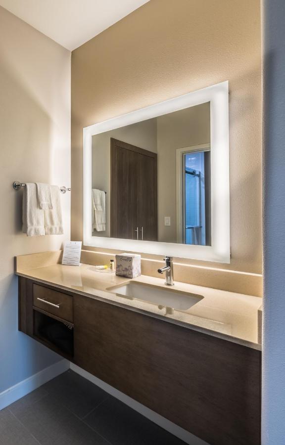 Staybridge Suites Lake Jackson