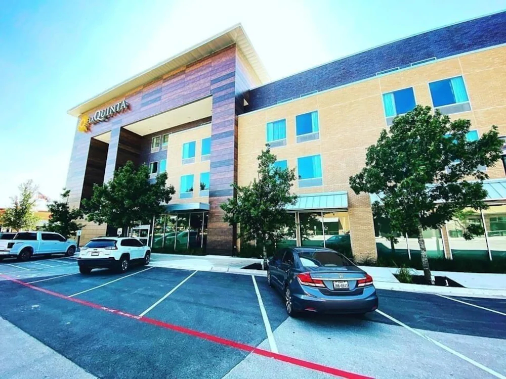 La Quinta Inn & Suites by Wyndham Lakeway