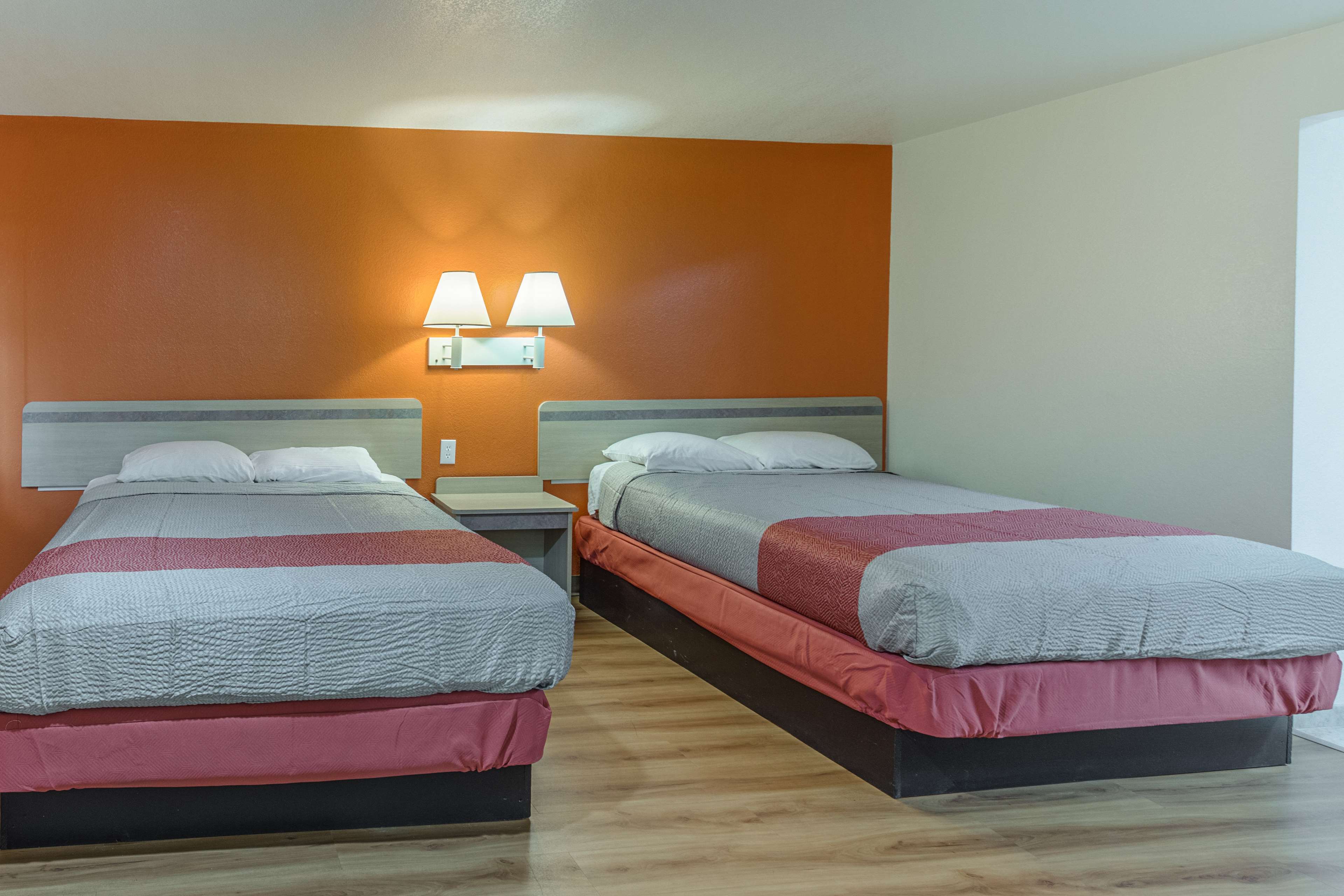 Motel 6 Lancaster, TX - Desoto - Lancaster
