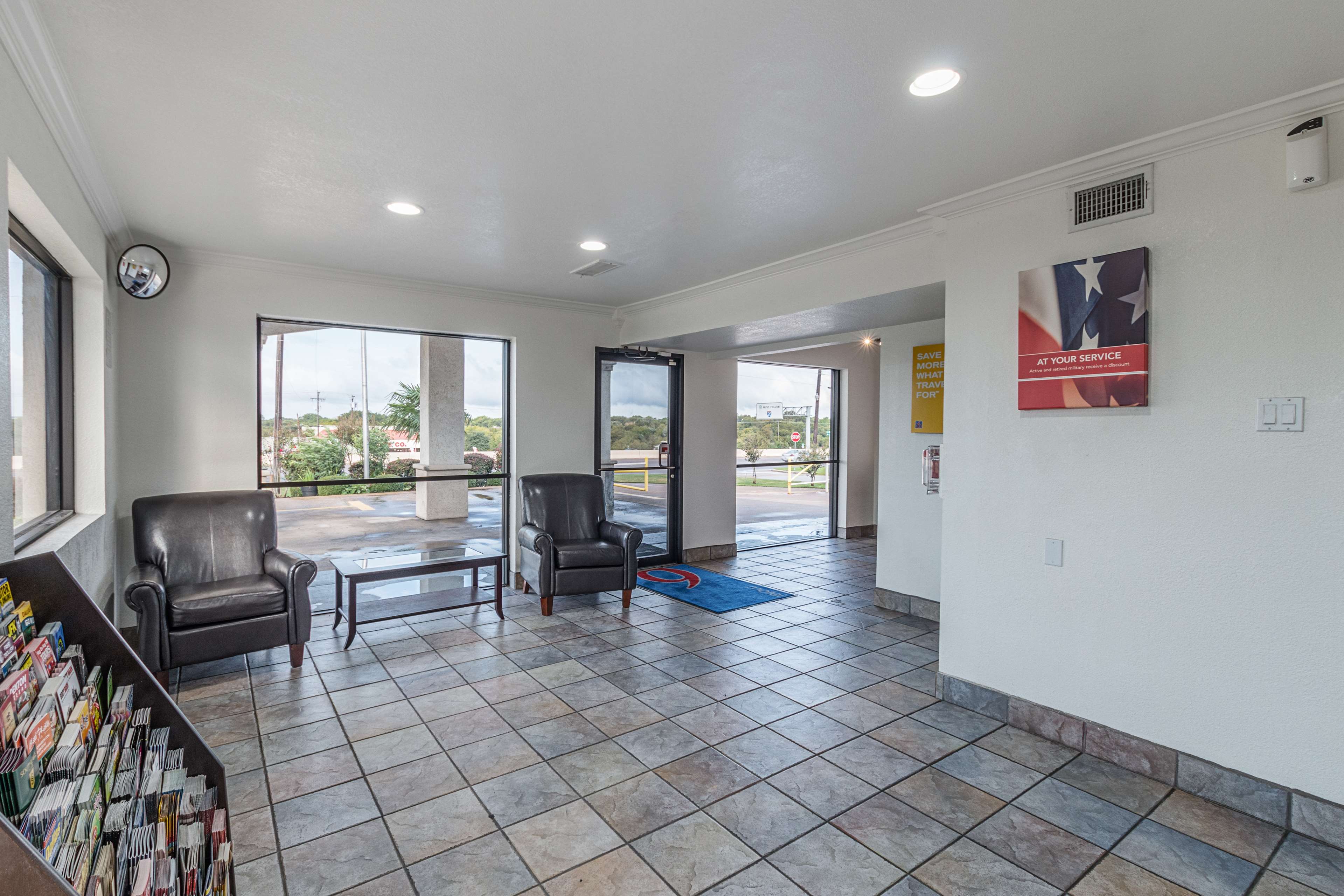 Motel 6 Lancaster, TX - Desoto - Lancaster